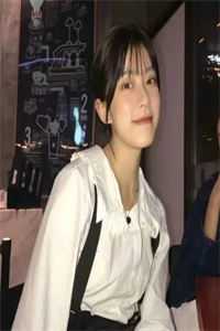 主角为 顾青云余雪莲的言情小说 无上天途讲的是什么